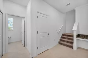 30752 Veridian Wy, Wesley Chapel, FL 33543 - Photo 9