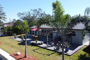 201 79th Ave NE, Saint Petersburg, FL 33702 - Photo 39