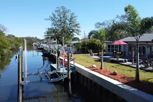 201 79th Ave NE, Saint Petersburg, FL 33702 - Photo 3