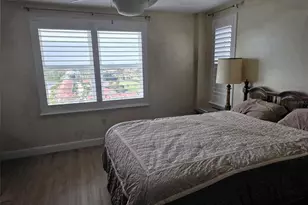 5200 Brittany Dr S, Saint Petersburg, FL 33715 - Photo 15