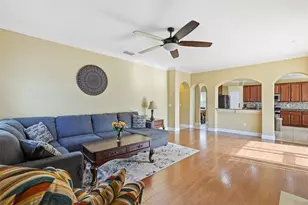 11308 Callaway Pond Dr, Riverview, FL 33579 - Photo 9