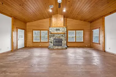 6750 Sutton Oaks Lane, Zephyrhills, FL 33541 - Photo 21