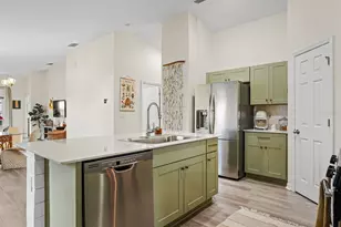 14615 Brumby Ridge Ave, Lithia, FL 33547 - Photo 9