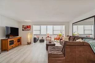 6800 20th Ave N, Saint Petersburg, FL 33710 - Photo 11