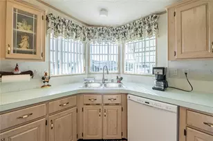 36901 Kimela Ave, Zephyrhills, FL 33542 - Photo 9