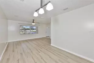 2973 Forest Cir, Seffner, FL 33584 - Photo 9