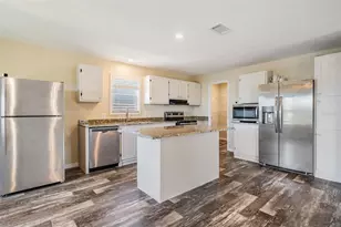 13039 Keel Ct, Hudson, FL 34667 - Photo 7