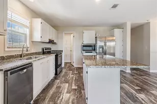 13039 Keel Ct, Hudson, FL 34667 - Photo 9