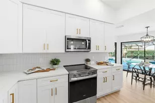 1110 Woodcrest Ave, Safety Harbor, FL 34695 - Photo 11