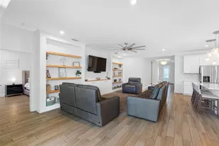 5557 Silver Sun Dr, Apollo Beach, FL 33572 - Photo 21