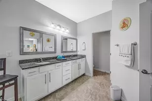 5652 Fisher Glen Loop, Wesley Chapel, FL 33545 - Photo 39