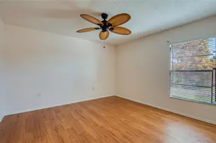 6125 113th St, Seminole, FL 33772 - Photo 9