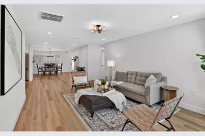 1735 Connecticut Avenue NE, Saint Petersburg, FL 33703 - Photo 3