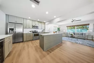 4090 14th Lane NE, Saint Petersburg, FL 33703 - Photo 7