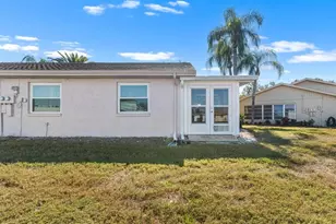 401 Faraday Trail, Sun City Center, FL 33573 - Photo 23