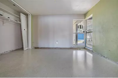 1854 Dolphin Boulevard S, Saint Petersburg, FL 33707 - Photo 21