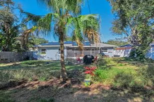245 Garden Cir S, Dunedin, FL 34698 - Photo 47