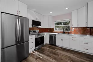 245 Garden Cir S, Dunedin, FL 34698 - Photo 19