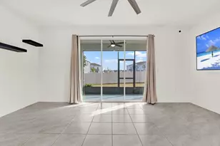33018 Frosted Clover Wy, Wesley Chapel, FL 33545 - Photo 7