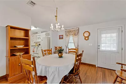 6136 Ridgeway Drive, Zephyrhills, FL 33542 - Photo 11