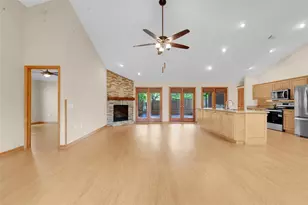 1207 Overlook Rd, Eustis, FL 32726 - Photo 5