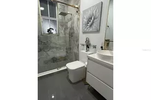 1041 NE 208th St, Miami, FL 33179 - Photo 27