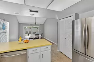 614 Sandalwood Dr, Plant City, FL 33563 - Photo 13
