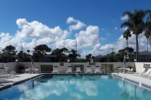 1531 SE Royal Green Cir, Port Saint Lucie, FL 34952 - Photo 27