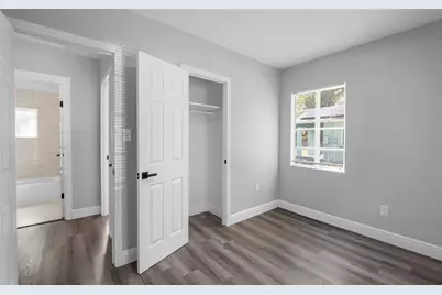 1915 E Powhatan Avenue, Tampa, FL 33610 - Photo 13
