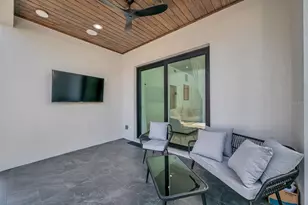 2220 2nd Ave N, Saint Petersburg, FL 33713 - Photo 5