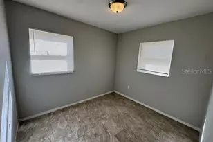 9300 90th Ave, Seminole, FL 33777 - Photo 7