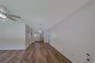 11146 51st Ave N, Saint Petersburg, FL 33708 - Photo 7