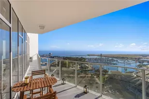 175 1st St S, Saint Petersburg, FL 33701 - Photo 3