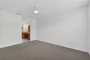 484 Santa Cruz Pl NE, Saint Petersburg, FL 33703 - Photo 25