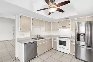 2626 Cedar View Ct, Clearwater, FL 33761 - Photo 11