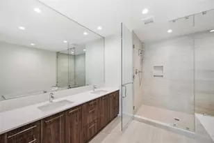 301 1st St S, Saint Petersburg, FL 33701 - Photo 31