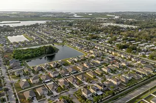 304 Cascade Bend Dr, Ruskin, FL 33570 - Photo 21