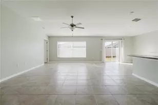 304 Cascade Bend Dr, Ruskin, FL 33570 - Photo 11