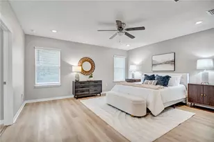 32975 Sand Creek Dr, Wesley Chapel, FL 33543 - Photo 17