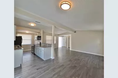 3618 E Shadowlawn Avenue, Tampa, FL 33610 - Photo 11