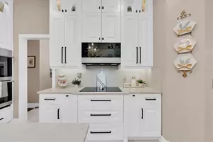 2718 Brianholly Dr, Valrico, FL 33596 - Photo 15