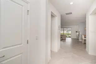 11360 Burgundy Dr, Venice, FL 34293 - Photo 5