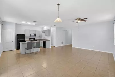 11528 Southern Creek Drive, Gibsonton, FL 33534 - Photo 7