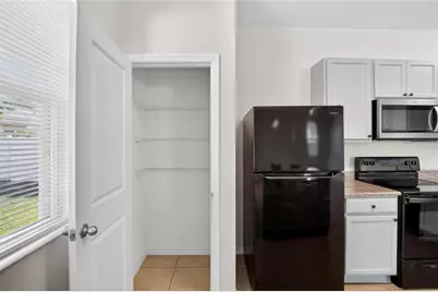 11528 Southern Creek Drive, Gibsonton, FL 33534 - Photo 9