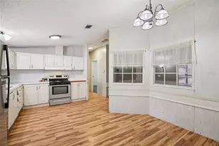 10706 Magnolia Dr, Thonotosassa, FL 33592 - Photo 13