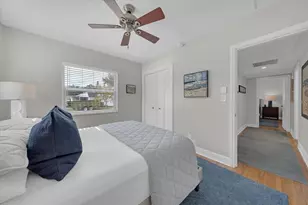 1030 32nd Ave N, Saint Petersburg, FL 33704 - Photo 27