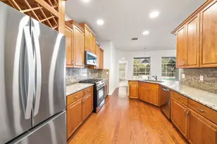 10539 Weybridge Dr, Tampa, FL 33626 - Photo 17