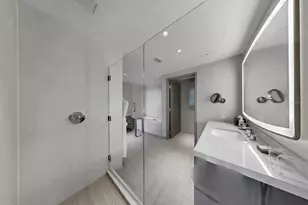 691 S Gulfview Blvd, Clearwater Beach, FL 33767 - Photo 37