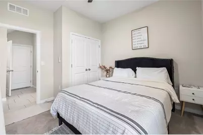 9853 Shoreline View Way, Wesley Chapel, FL 33545 - Photo 25
