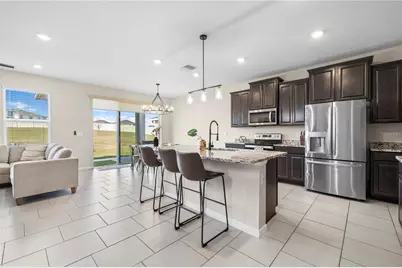 9853 Shoreline View Way, Wesley Chapel, FL 33545 - Photo 11